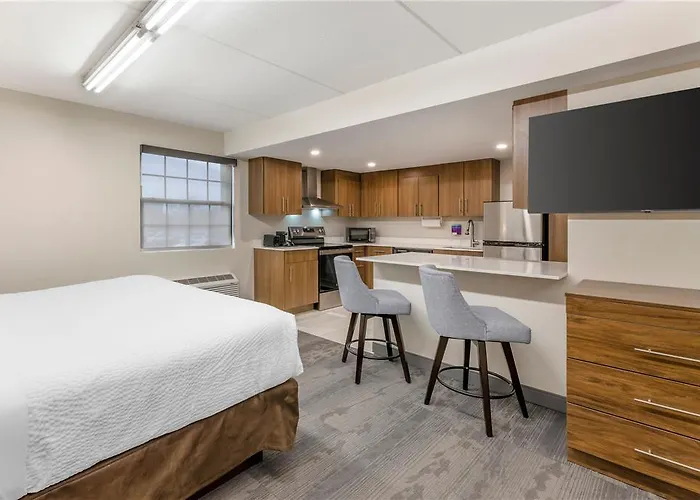 Sleep - Chicago 4*